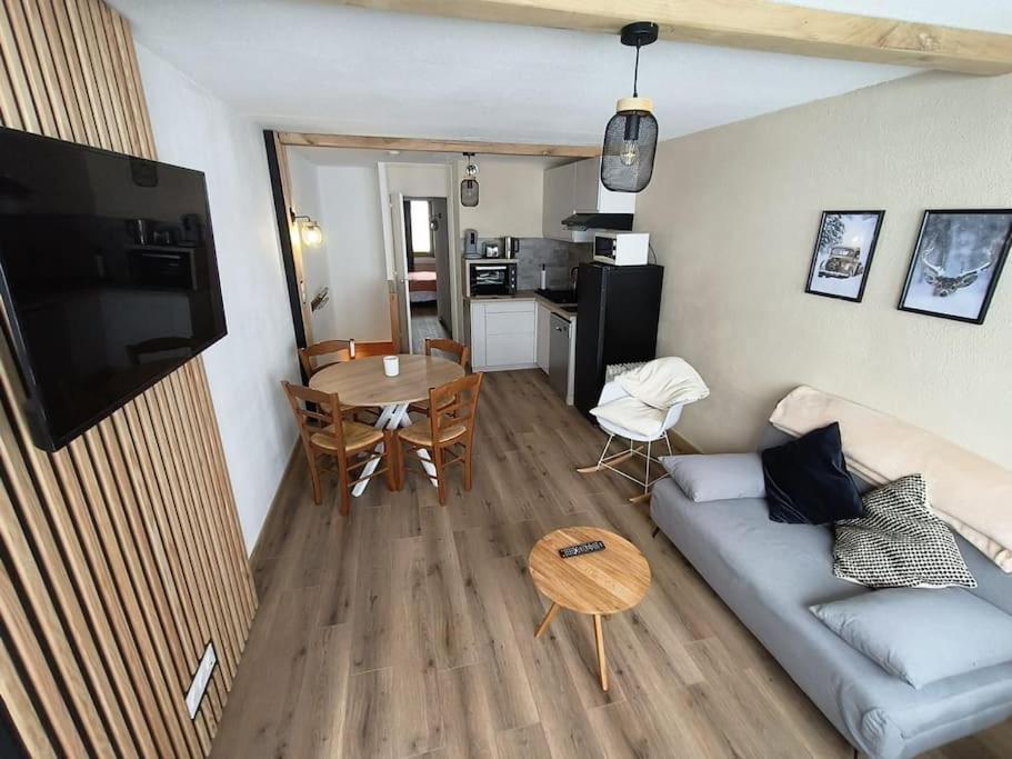 Appartamento T2 Cosy Au Pied Des Pistes Bagnères-de-Bigorre Esterno foto